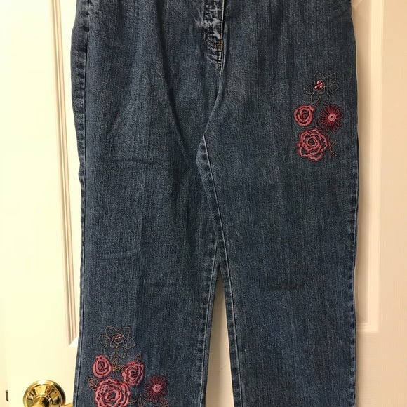 Denim Capris Geoffrey Beene Sport embroidered 10 - Picture 5 of 8